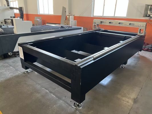 Automatic focusing function 1000kw 2000kw 3000kw CNC Laser Cutting Machine for Sheet Metal Fiber Laser Cutter by Au3tech/Cypcut Control System
