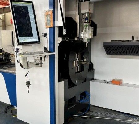 High Precision 6020 Tube Fiber Laser Cutting Machine with N2 Control valve SMC-Japan and 3-axis Configuration by GONXING