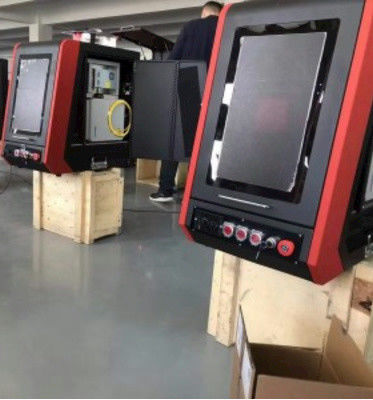 MAX Laser Source 3D Enclosed Type CNC Marking Engraving Cutting Machine for Gold Silver Metals in 110*110mm Marking Area