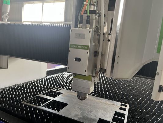 MAX/RAYCUS/IPG Laser Cutting Machine 1500x3000mm with CYPCUT Control Software and SMC-Japan Pressure Reducing Valve