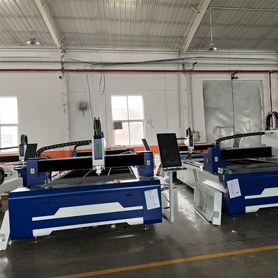 O2 Control Valve High Stability 6kw 3015 Fiber Laser Metal Cutting Machine for Steel Iron Metal Sheet